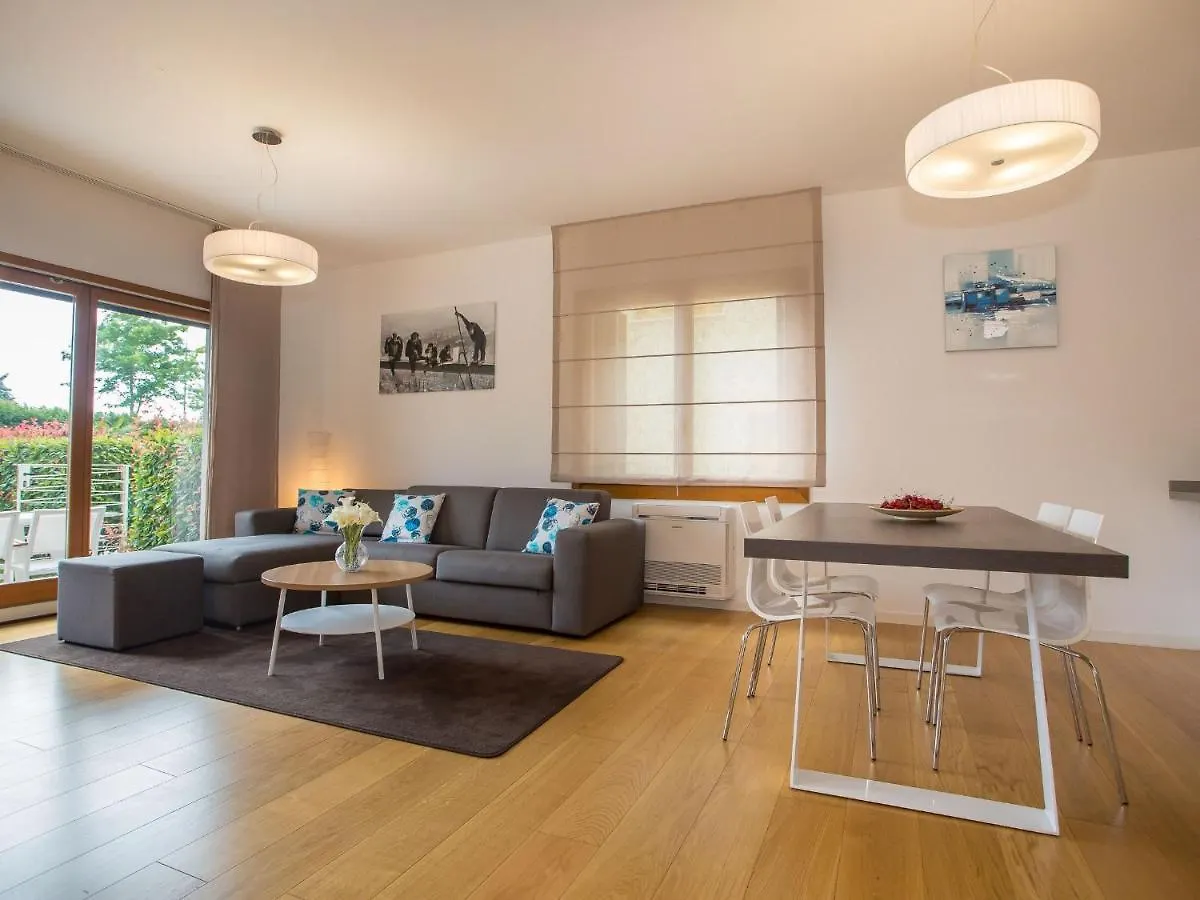 Maj - Ana - Luxury Family Apartments With Pool Porec