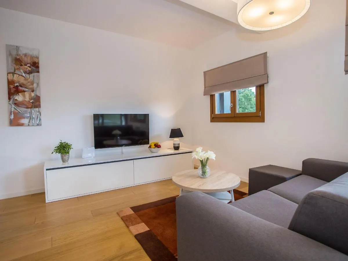Maj - Ana - Luxury Family Apartments With Pool Poreč Horvátország