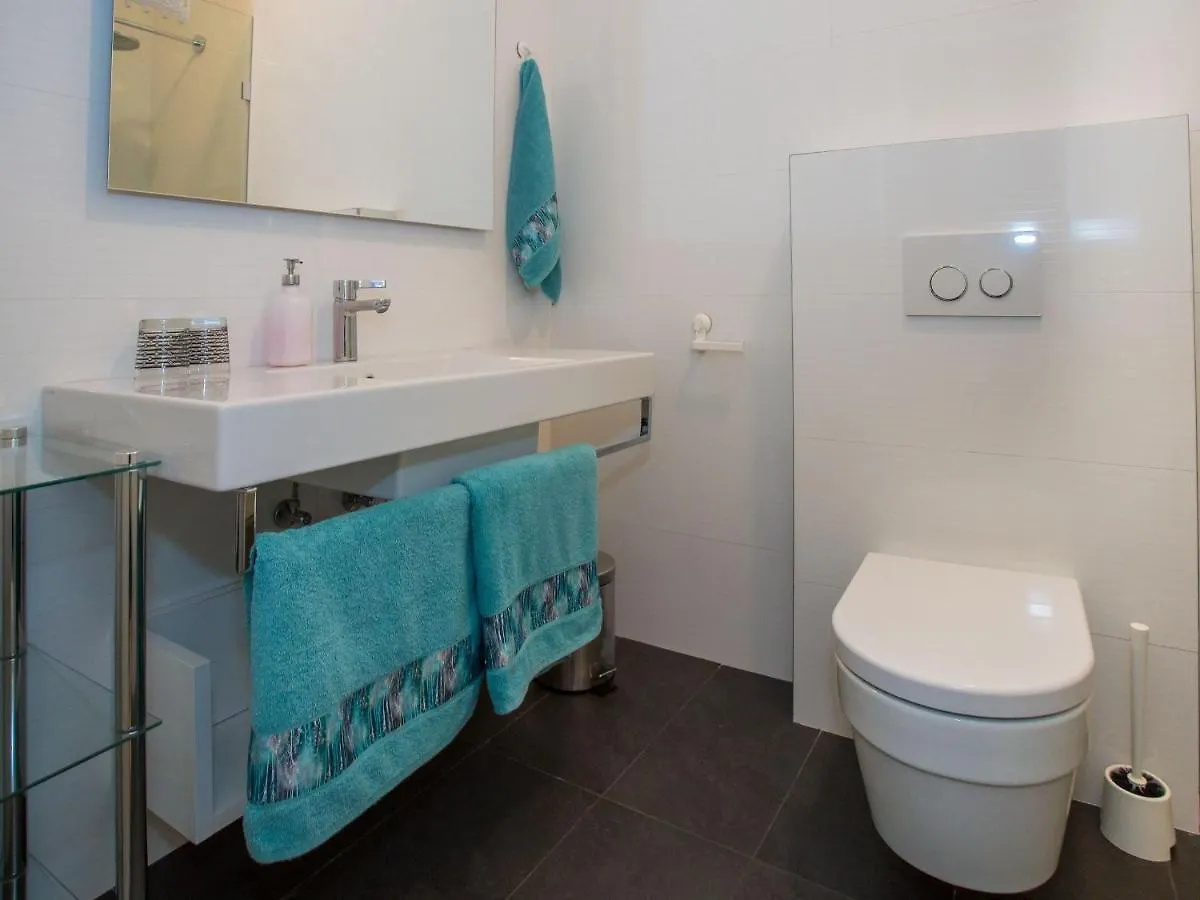 Maj - Ana - Luxury Family Apartments With Pool Poreč